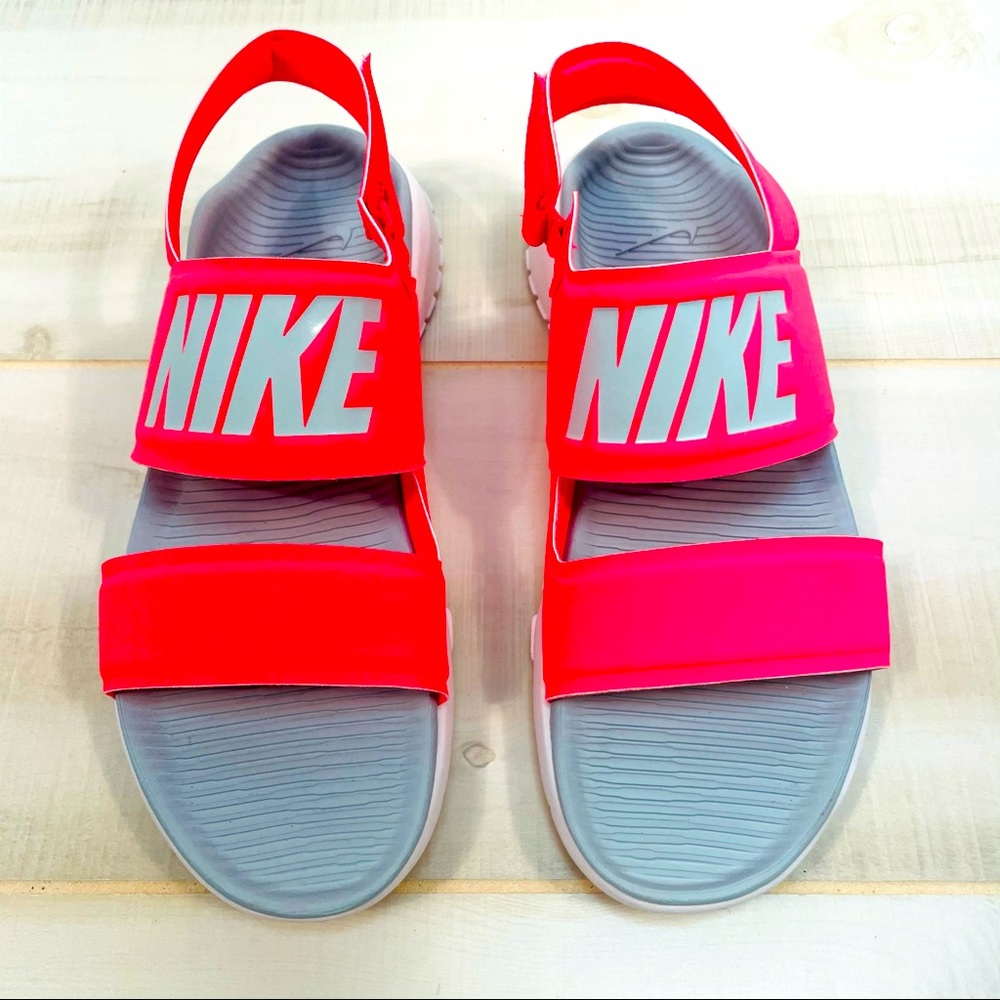 NWOT Nike Tanjun Double Strap Sandals Sz 9 - Picture 2 of 8